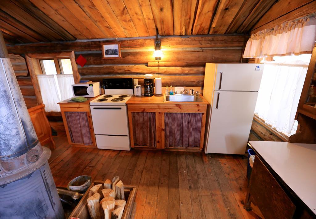 The Cabins At Historic Columbine Clark 外观 照片