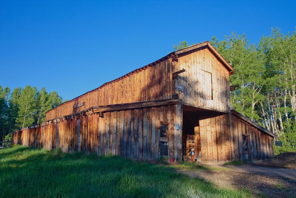 The Cabins At Historic Columbine Clark 外观 照片
