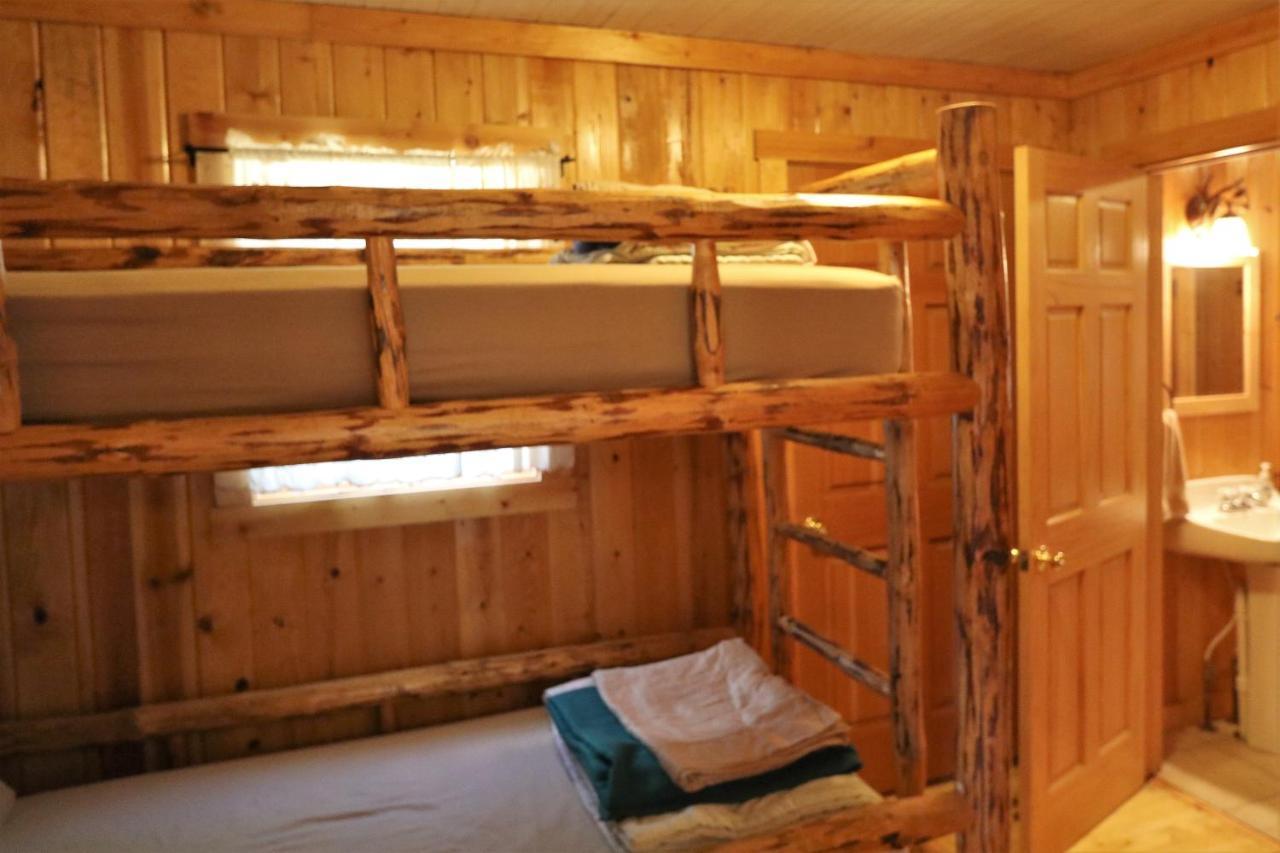 The Cabins At Historic Columbine Clark 外观 照片