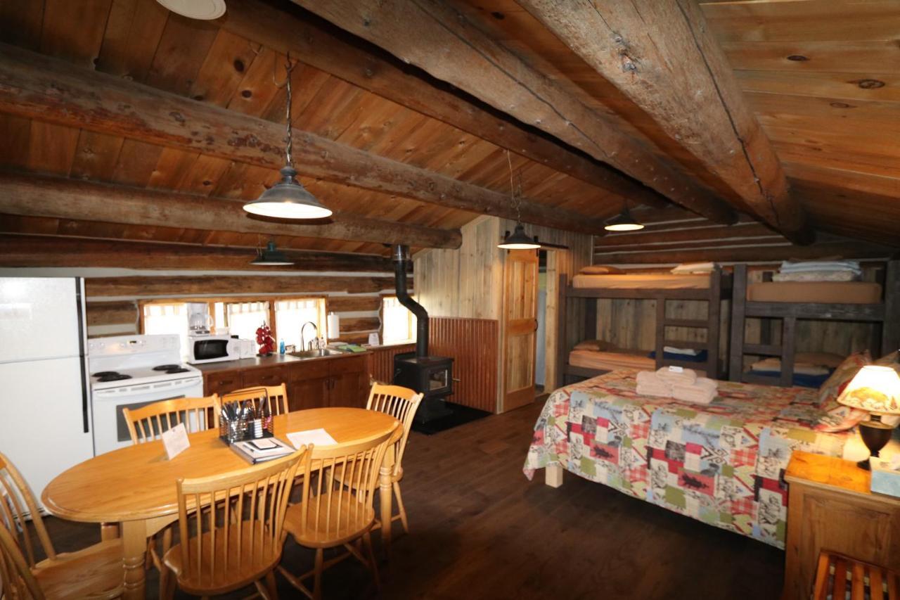 The Cabins At Historic Columbine Clark 外观 照片